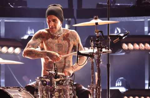 Travis Barker Drumming